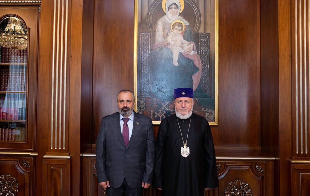 The Catholicos of All Armenians Hosted the Minister of Foreign Affairs of the Republic of Artsakh in the Mother See