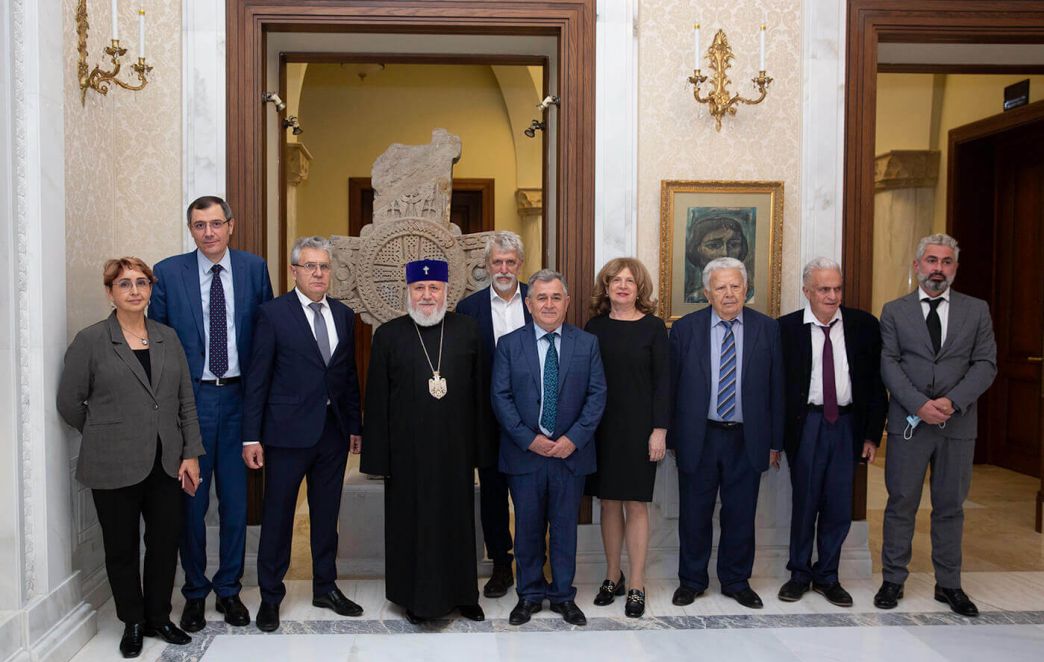 Catholicos of All Armenians Hosted President of the Russian Academy of Sciences Mr. Alexander Sergeev and His Delegation