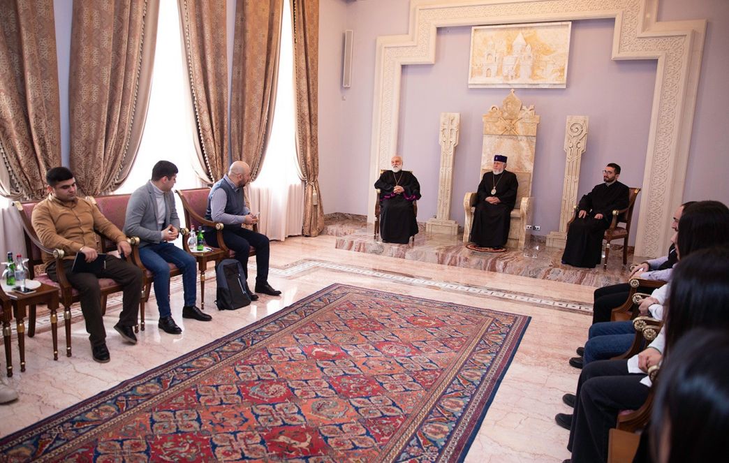 The Catholicos of All Armenians Received the Youth from Artsakh