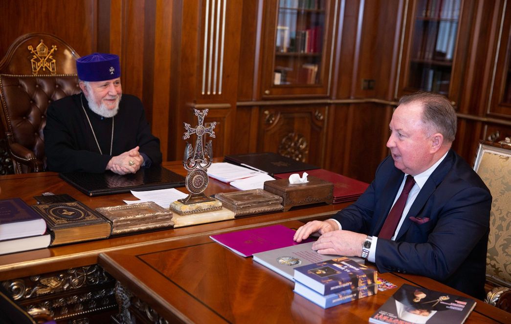 The Catholicos of All Armenians Accepted the President of the International Academy of Spiritual Unity of Nations of the World