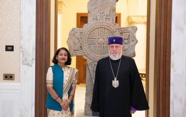The Catholicos of All Armenians received the newly appointed Ambassador of India to Armenia