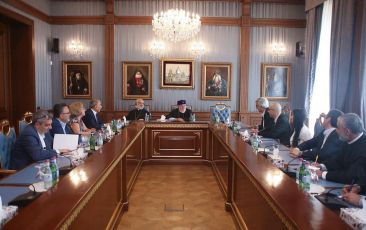 The Catholicos of All Armenians Received Participants of the 6th International Medical Congress of Armenia