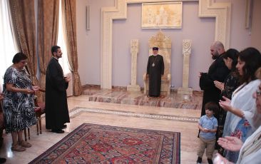 The Catholicos of All Armenians Received Pilgrims of the Eastern Diocese of the Armenian Church of North America