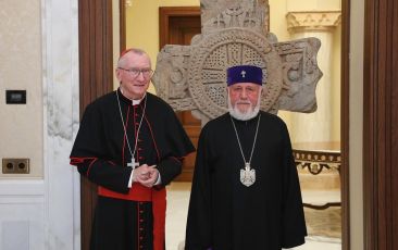 The Catholicos of All Armenians Received the Secretary of State of the Vatican