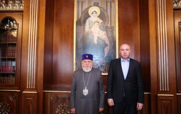 The Catholicos of All Armenians Received Coordinator of the "Mother Armenia" Movement