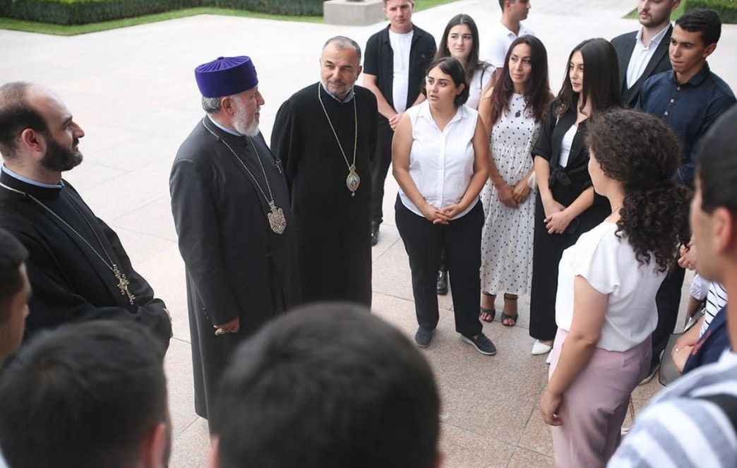 The Catholicos of All Armenians Received Youth from Artsakh