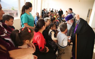 Members of the Supreme Spiritual Council visited the Depatriated Artsakh Armenians