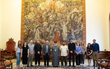 The Catholicos of All Armenians Received Students of the Department of Armenian Studies of the University of Fresno