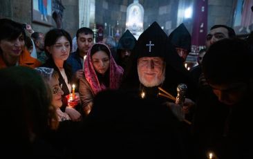Candlelight Divine Liturgy of the Holy Resurrection in the St. Gayane Monastery