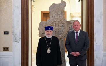 The Catholicos of All Armenians received the head of the EU Observation Mission in Armenia