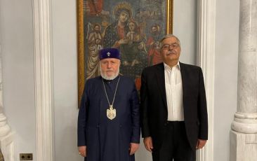 Catholicos of All Armenians Hosted ARF Bureau Representative Hagop Der-Khatchadourian