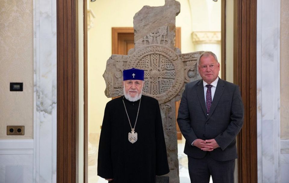 The Catholicos of All Armenians received the head of the EU Observation Mission in Armenia