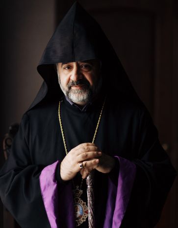 Archbishop Movses