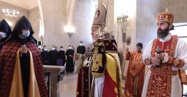 Pontifical Divine Liturgy on the Feast of the Glorious Resurrection of Our Lord Jesus Christ