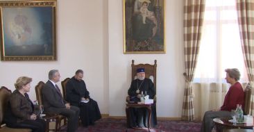 Catholicos of All Armenians Received Lebanese-Canadian University Representatives