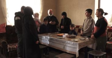 Ghazaravan nuns visited the forcibly displaced family from Artsakh